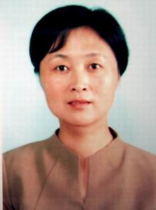 曾　翎
